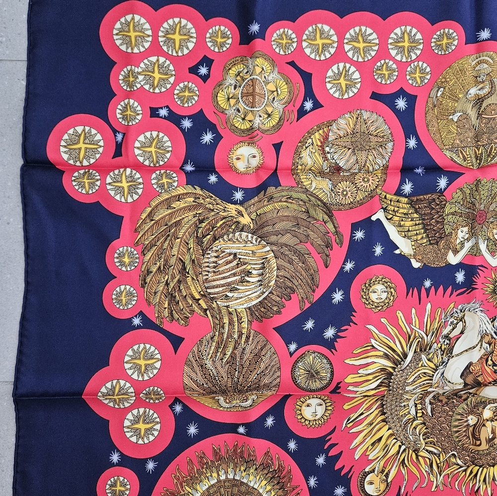 HERMES gorgeous silk scarf blue/red 90X90cm authentic - Picture 6 of 9